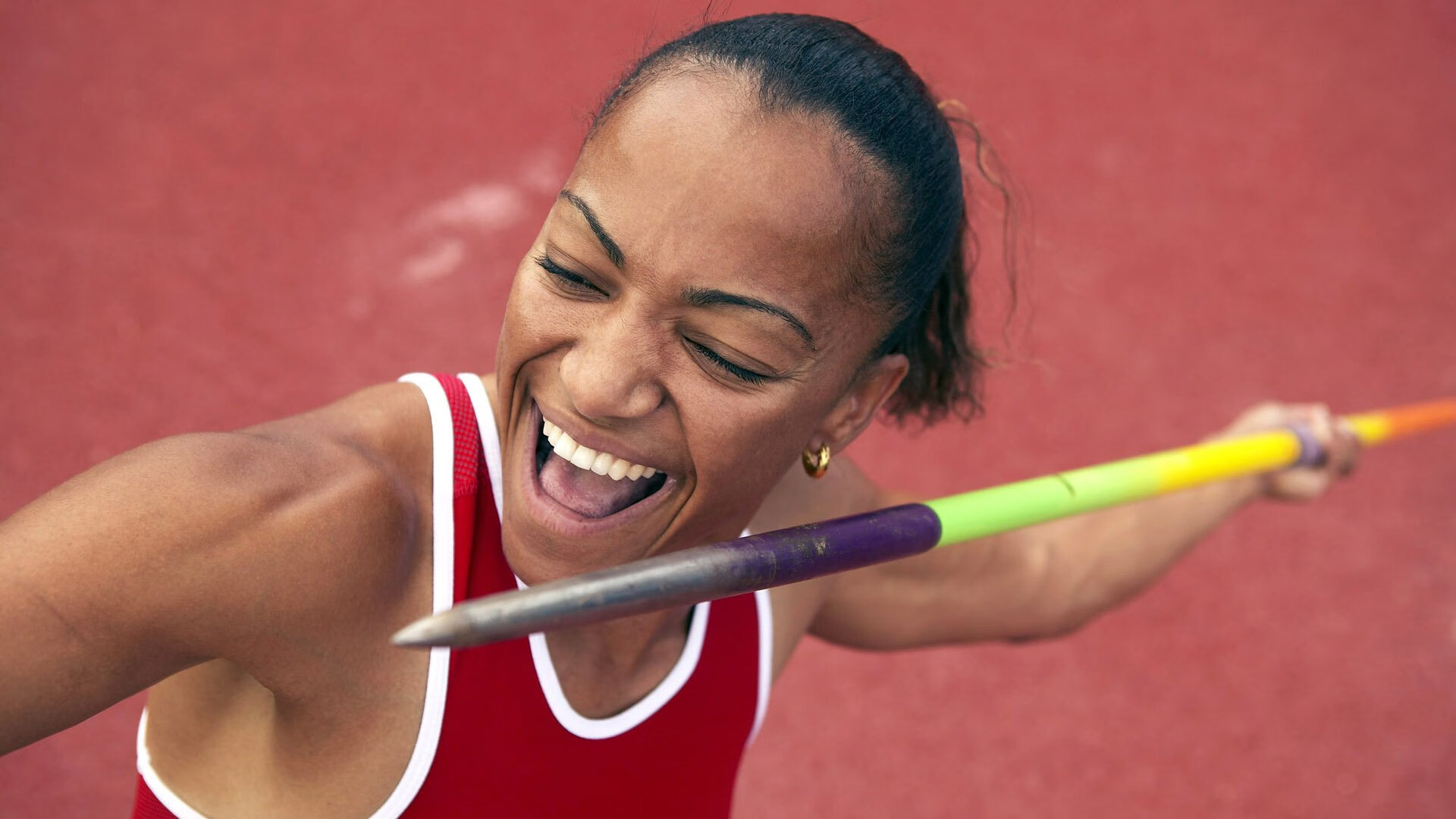 爱游戏全站app注册-海边冲浪与帆板联合比赛，海浪中展现青春力量，冲浪和帆板哪个好玩